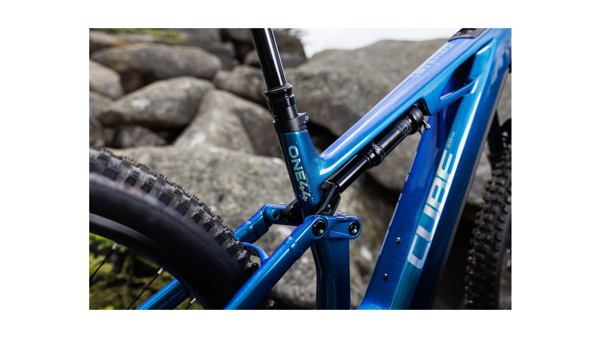 Cube Stereo Hybrid ONE44 HPC Race 800 nebula´n´prizm