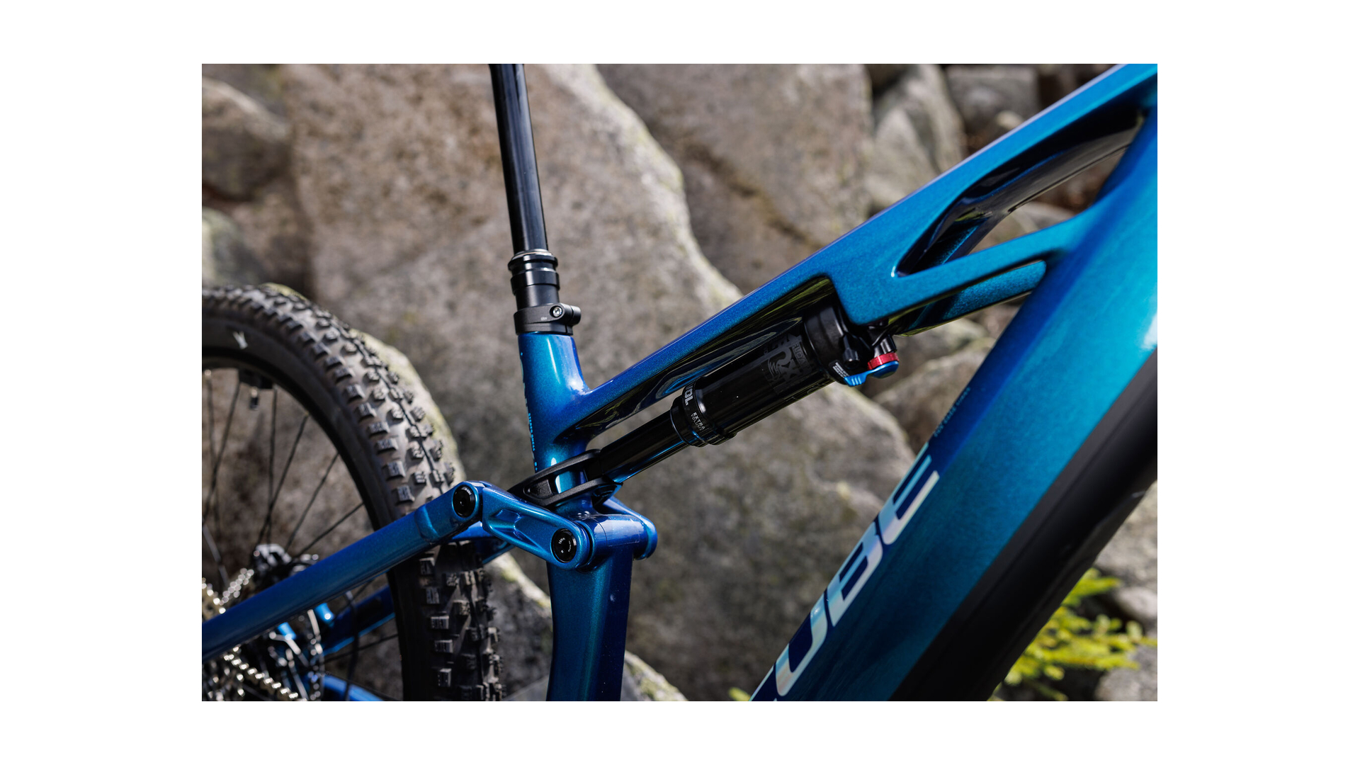 Cube Stereo Hybrid ONE44 HPC Race 800 nebula´n´prizm