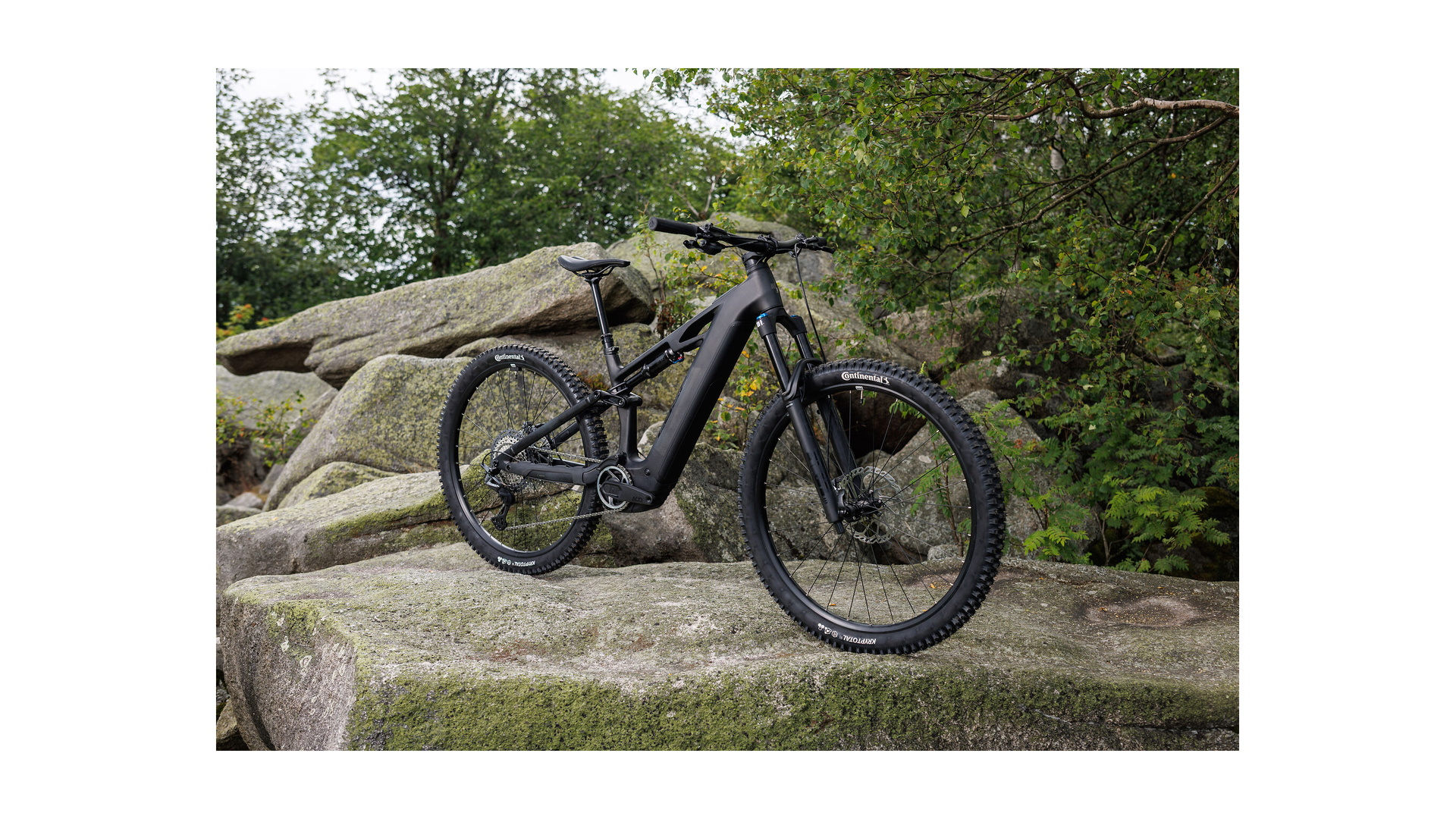 Cube Stereo Hybrid ONE44 HPC SLX 800 blackline