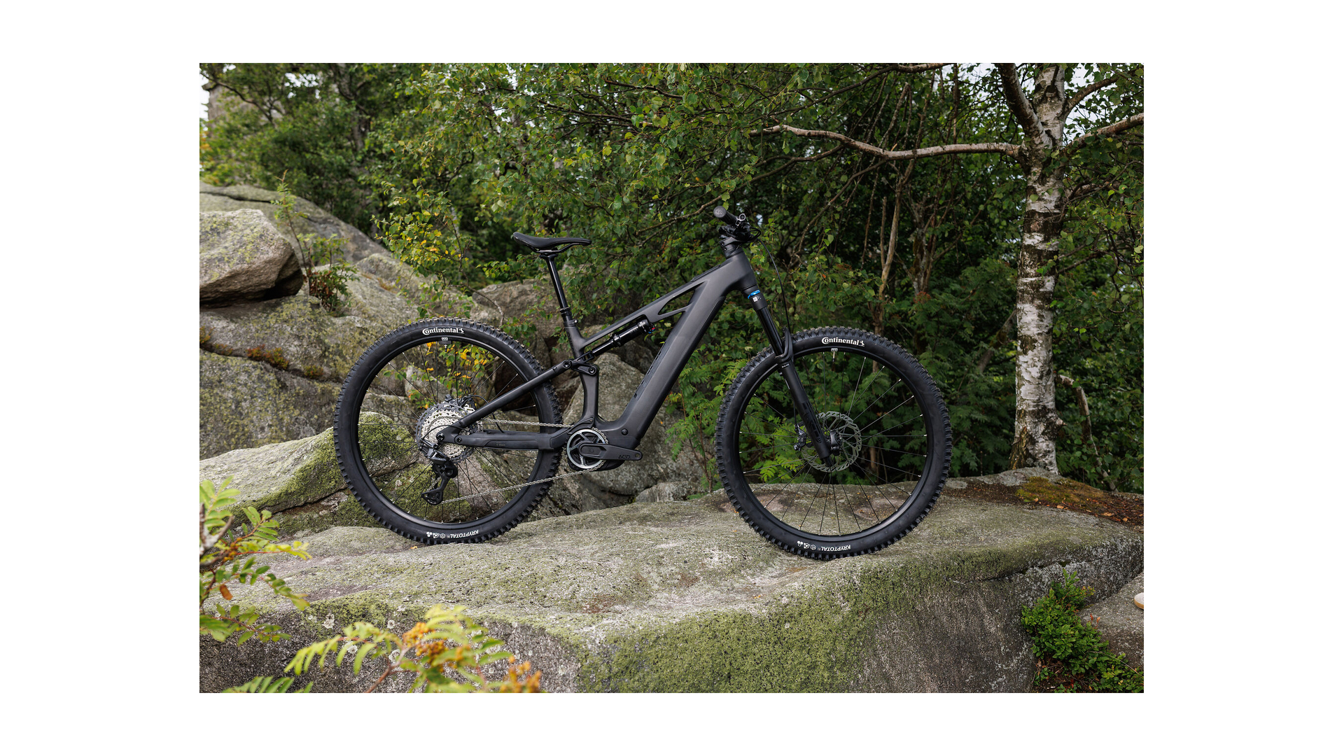 Cube Stereo Hybrid ONE44 HPC SLX 800 blackline