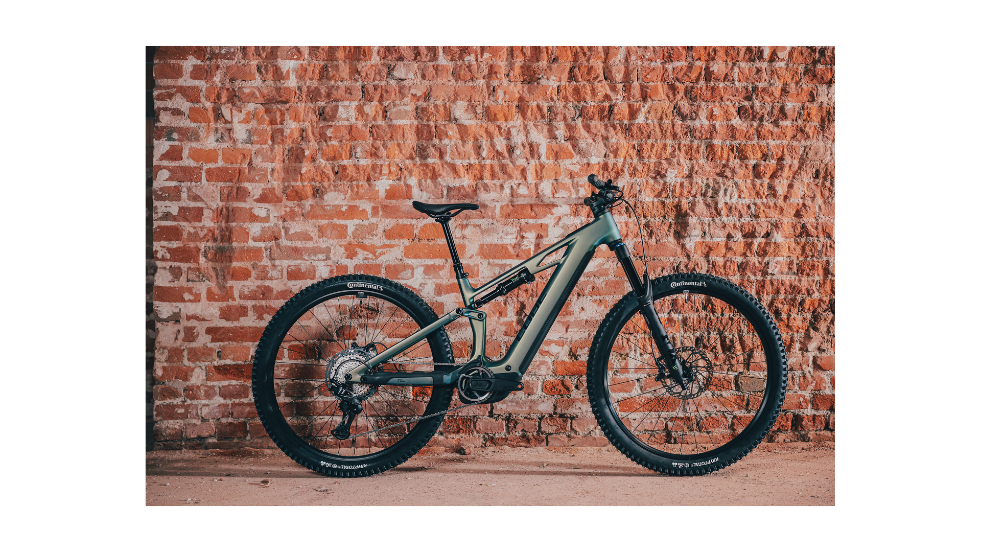 Cube Stereo Hybrid ONE44 HPC SLX 800 jungali´n´black