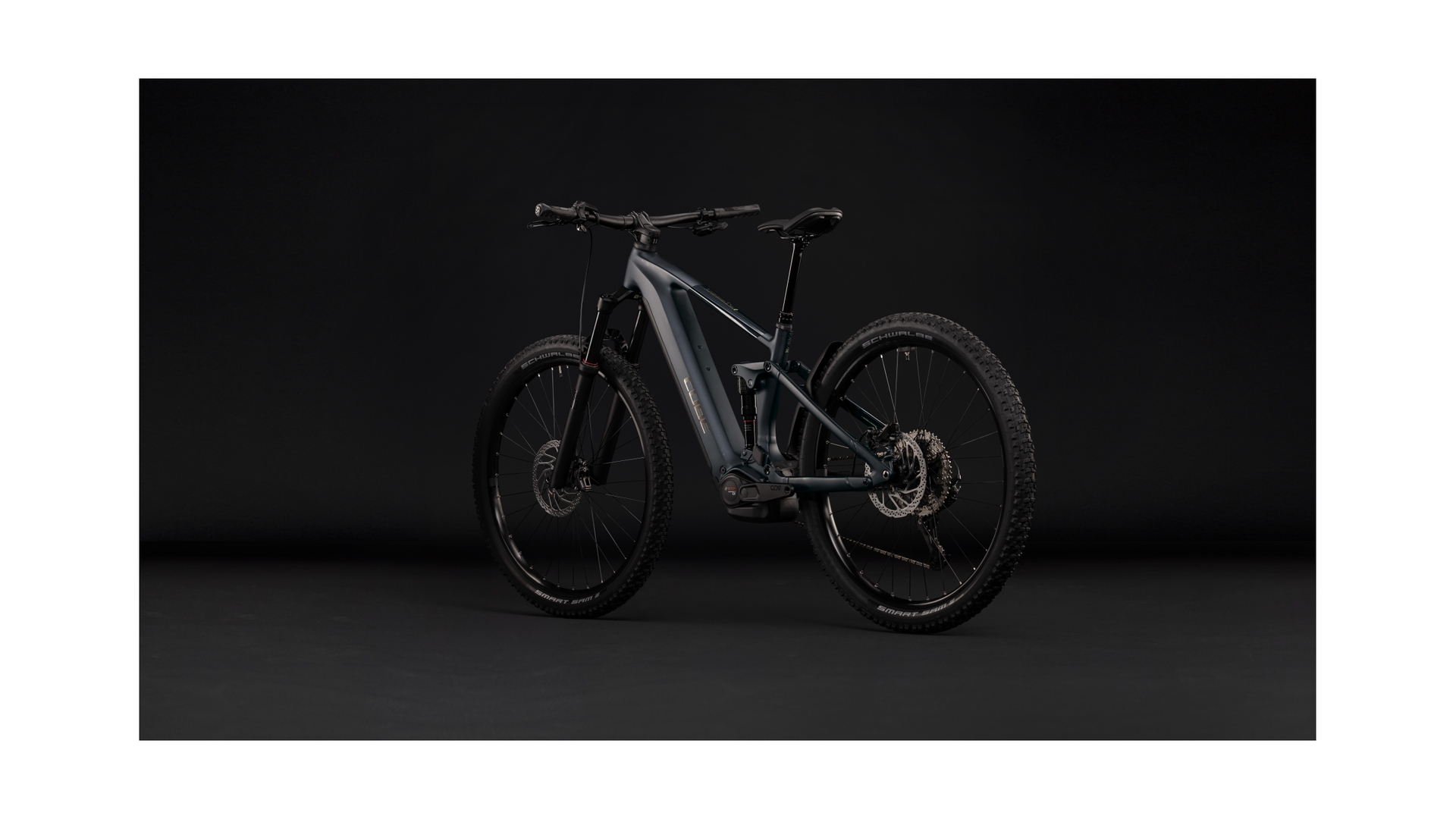 Cube Stereo Hybrid ONE44 Pro 800 coal´n´black