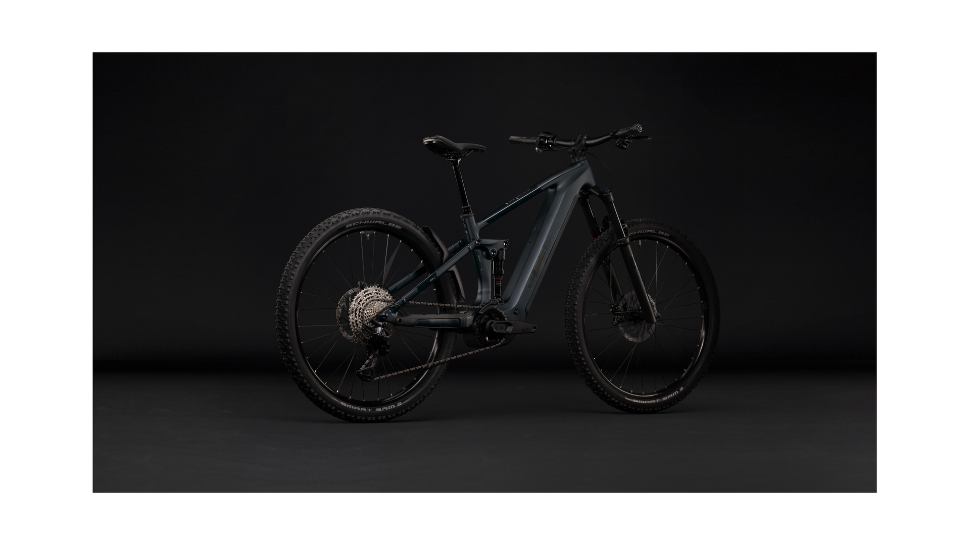 Cube Stereo Hybrid ONE44 Pro 800 coal´n´black