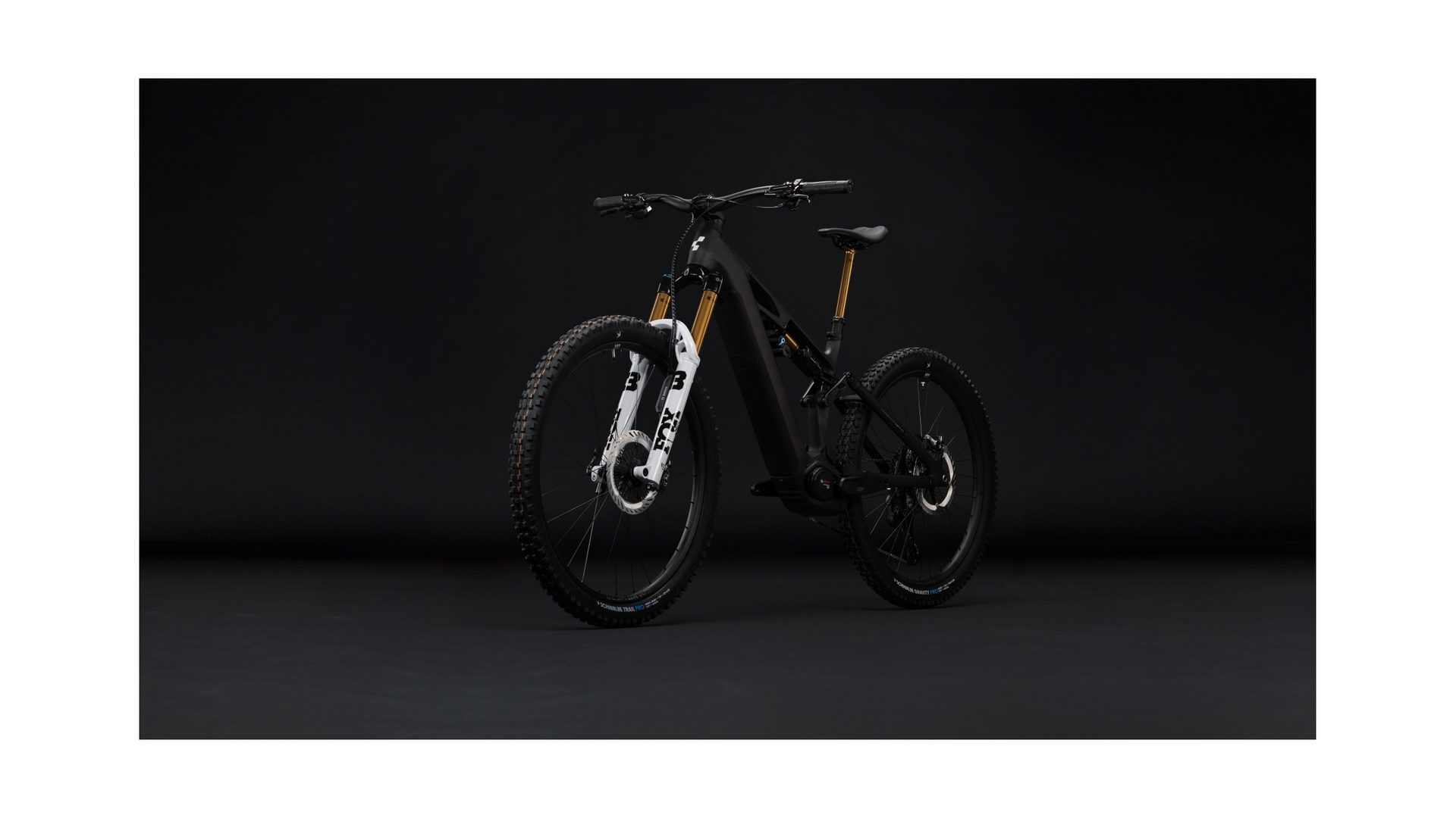 Cube Stereo Hybrid ONE77 HPC AT 800 carbon´n´white