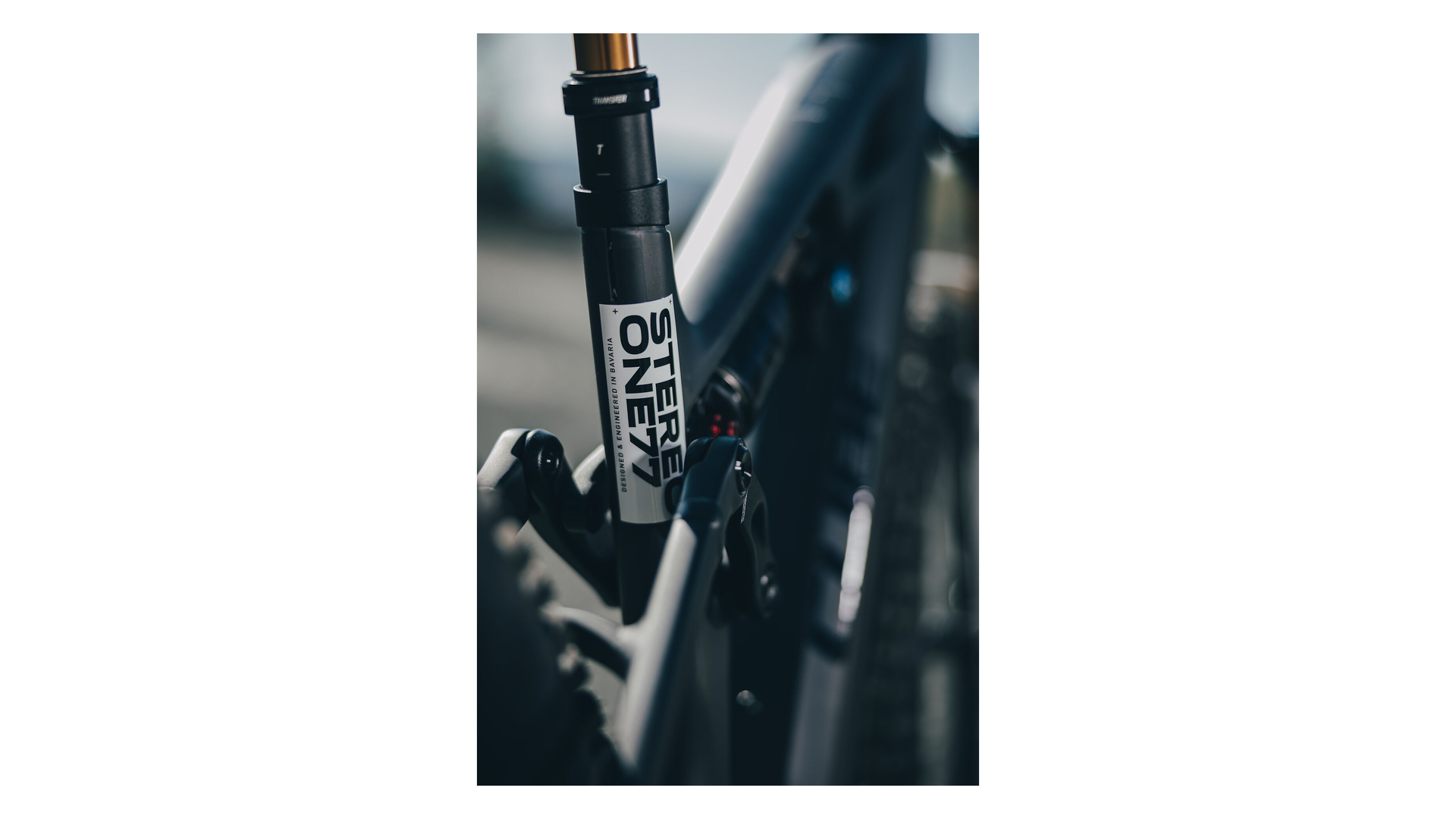 Cube Stereo Hybrid ONE77 HPC AT 800 carbon´n´white