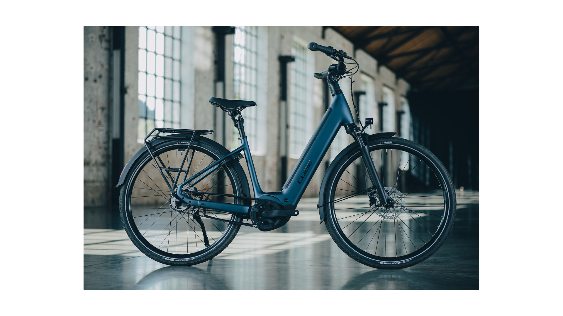 Cube Supreme Hybrid Deluxe ONE 600 navyblack´n´black