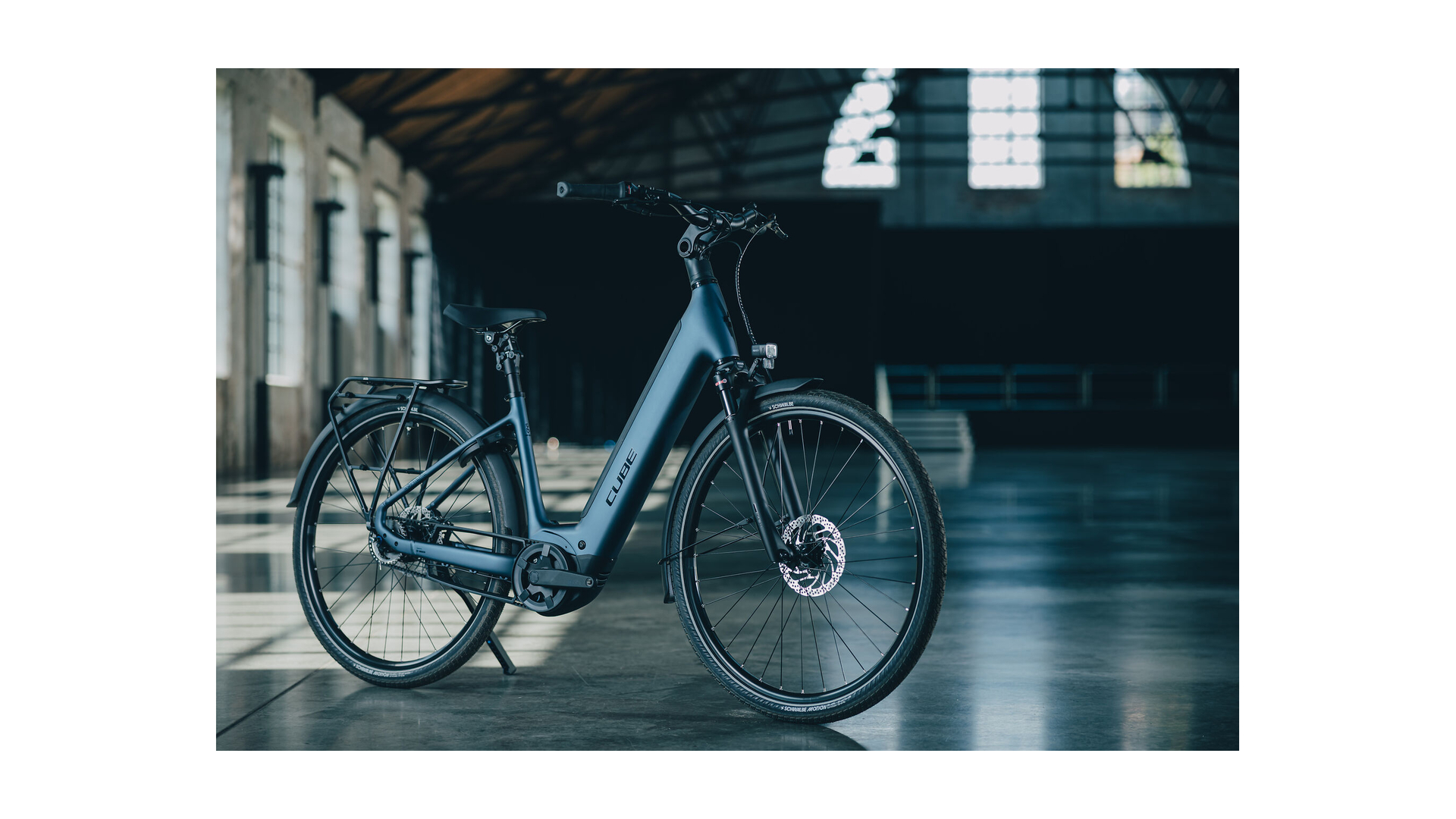 Cube Supreme Hybrid Deluxe ONE 600 navyblack´n´black