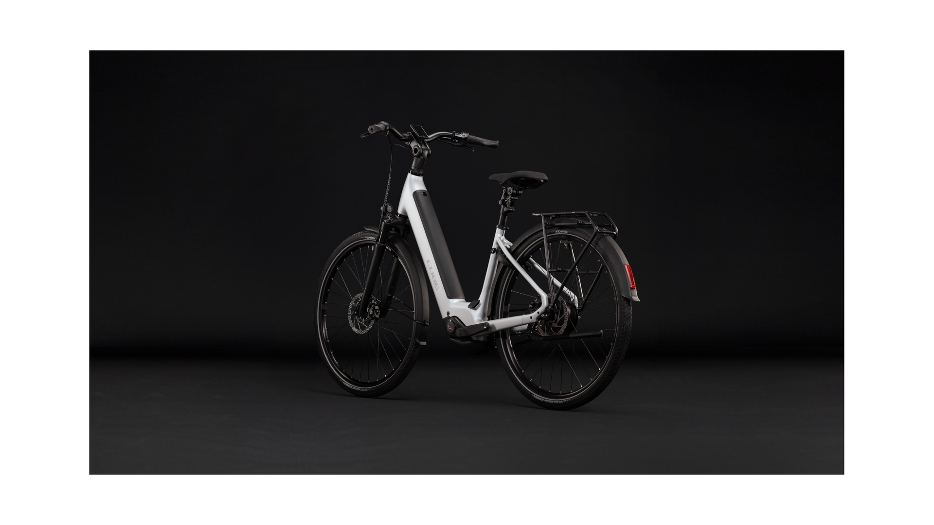 Cube Supreme Hybrid Deluxe Pro 600 silverstar´n´reflex
