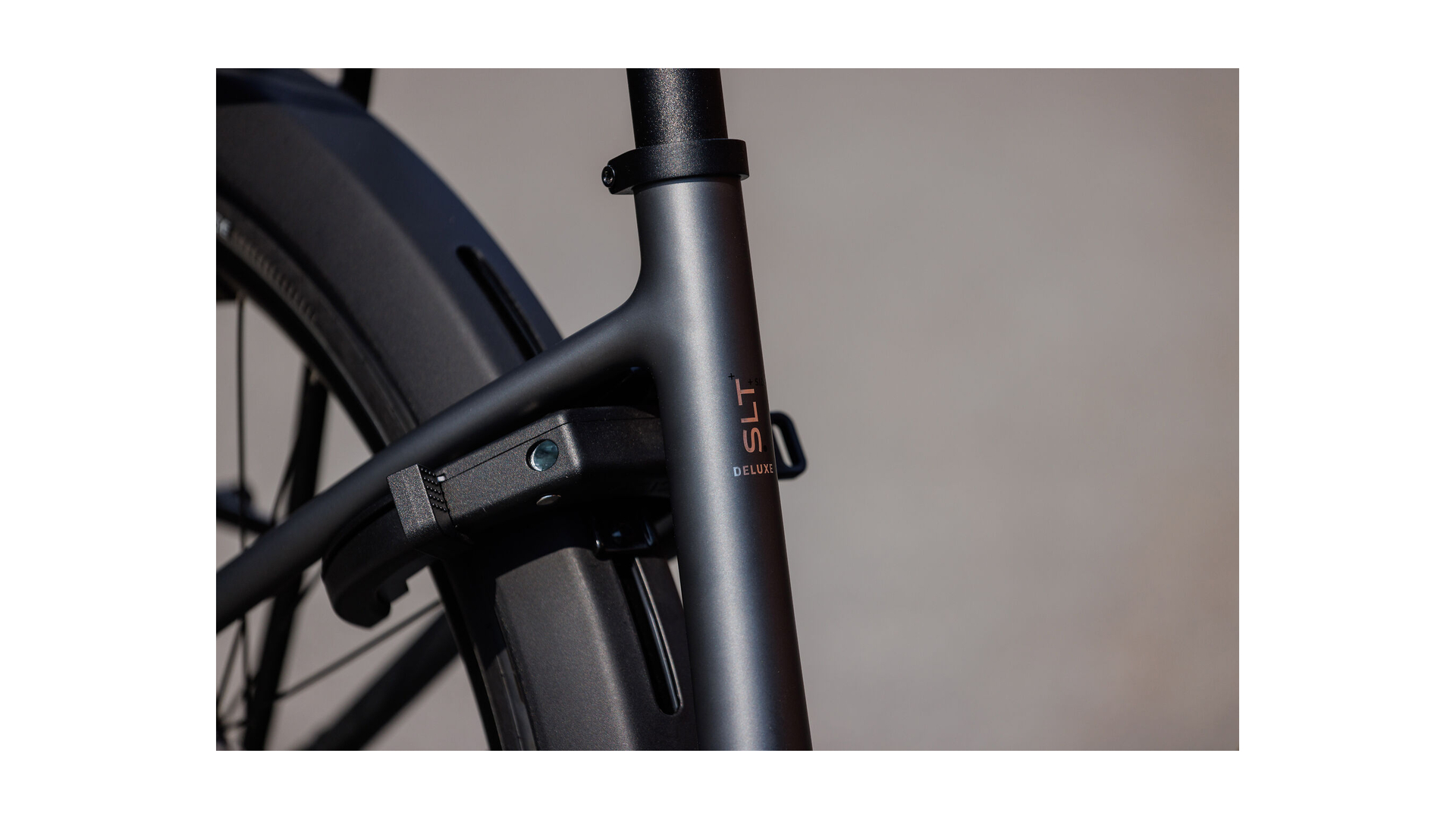 Cube Supreme Hybrid Deluxe SLT 600 slabgrey´n´chrome