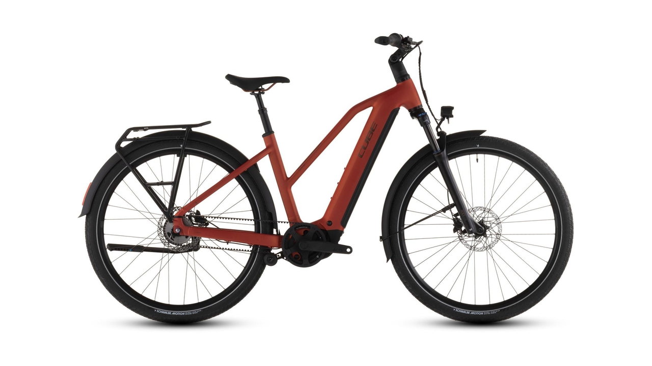 Main image of CUBE CUBE TOURING HYBRID COMFORT SLX 800 CHILLI/CHROME