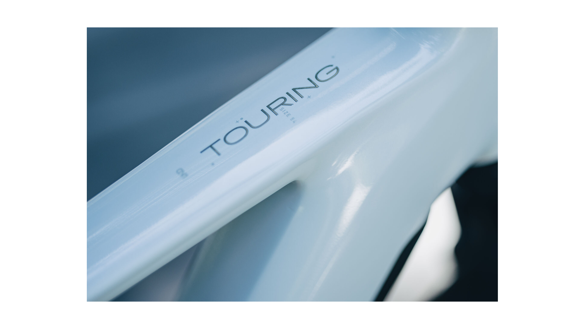 Cube Touring Hybrid ONE 600 metallicwhite´n´chrome