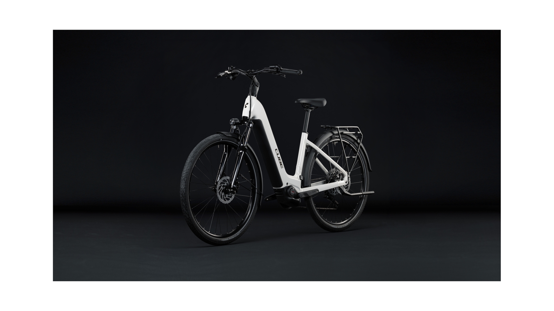 Cube Touring Hybrid ONE 600 metallicwhite´n´chrome