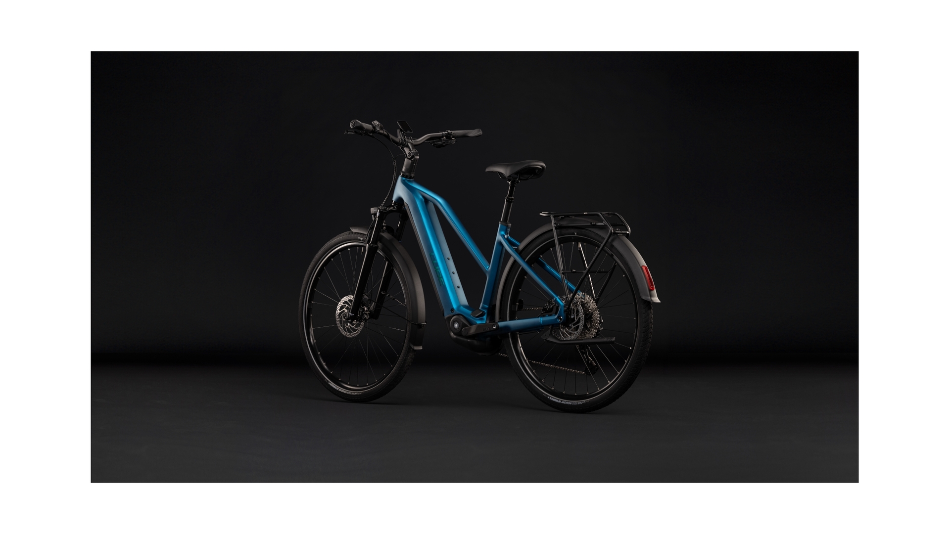 Cube Touring Hybrid Pro 800 electricblue´n´prizm