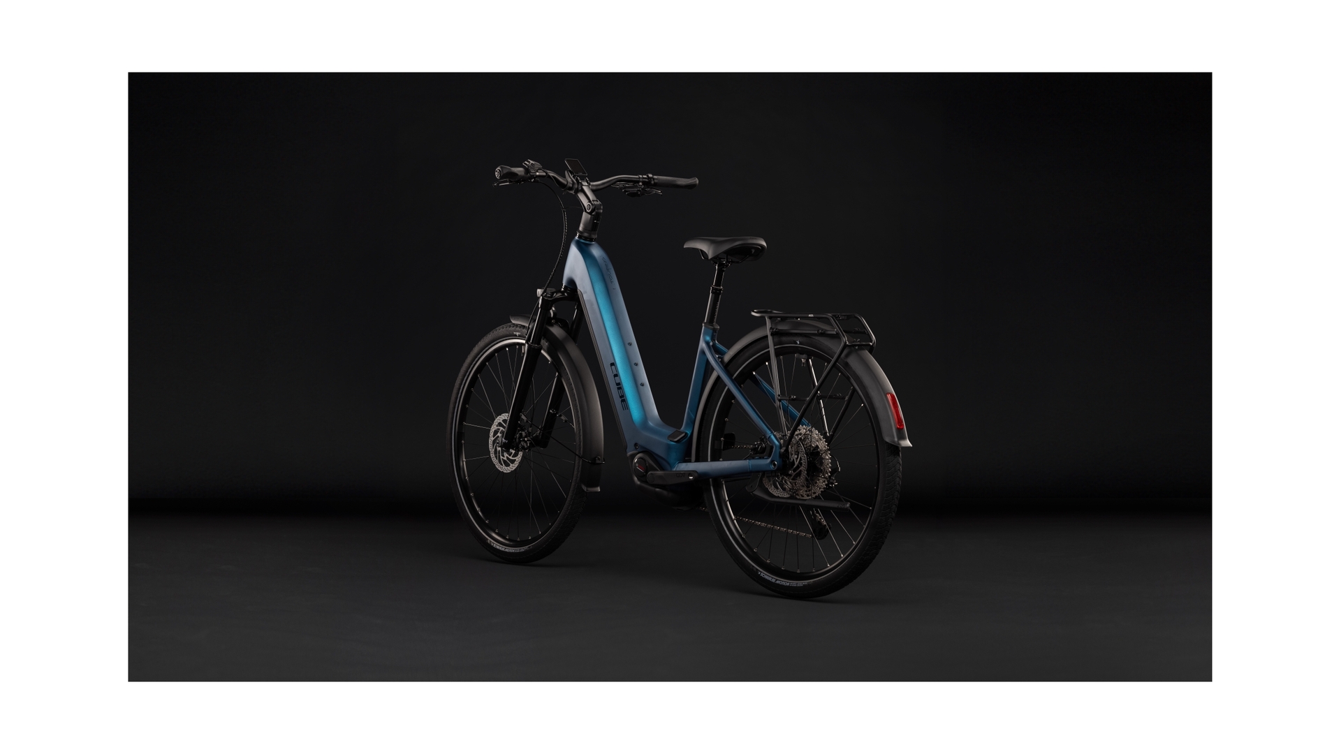 Cube Touring Hybrid Pro 800 electricblue´n´prizm