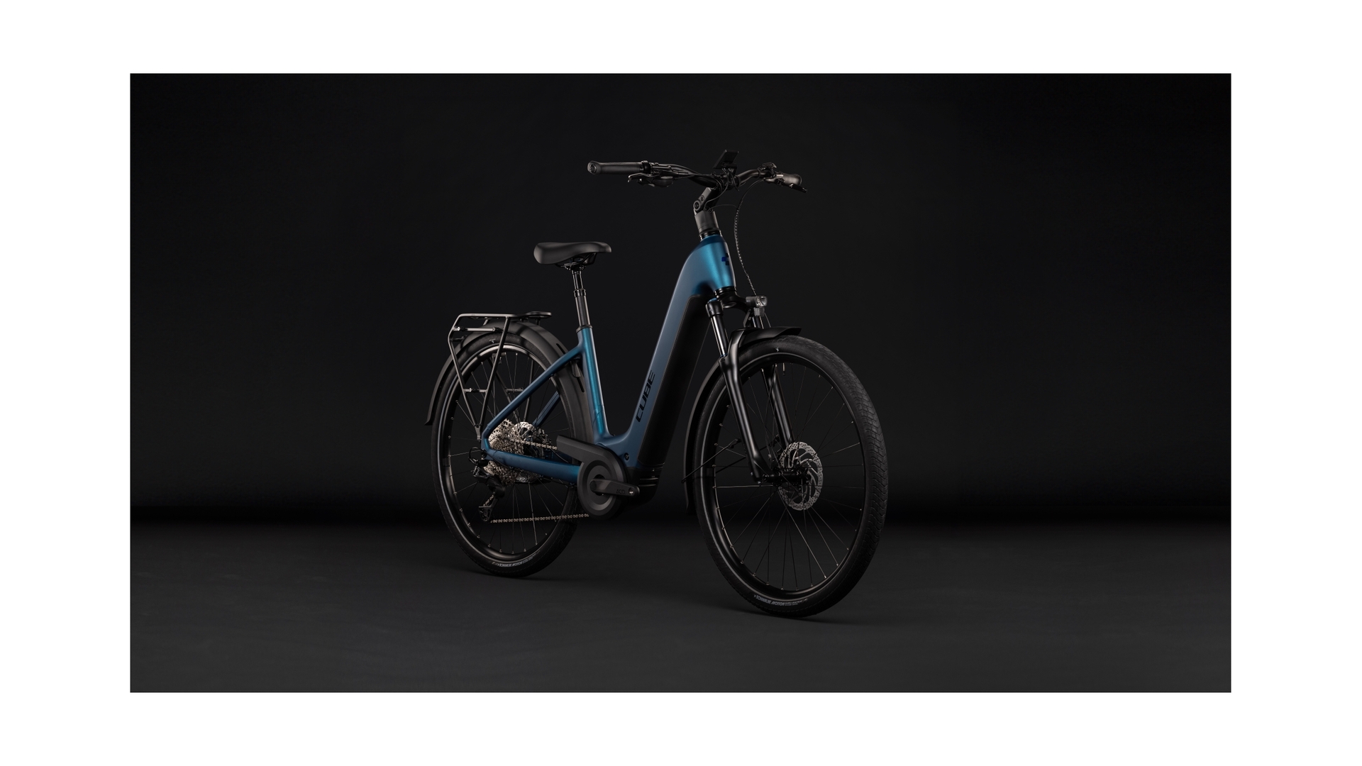 Cube Touring Hybrid Pro 800 electricblue´n´prizm