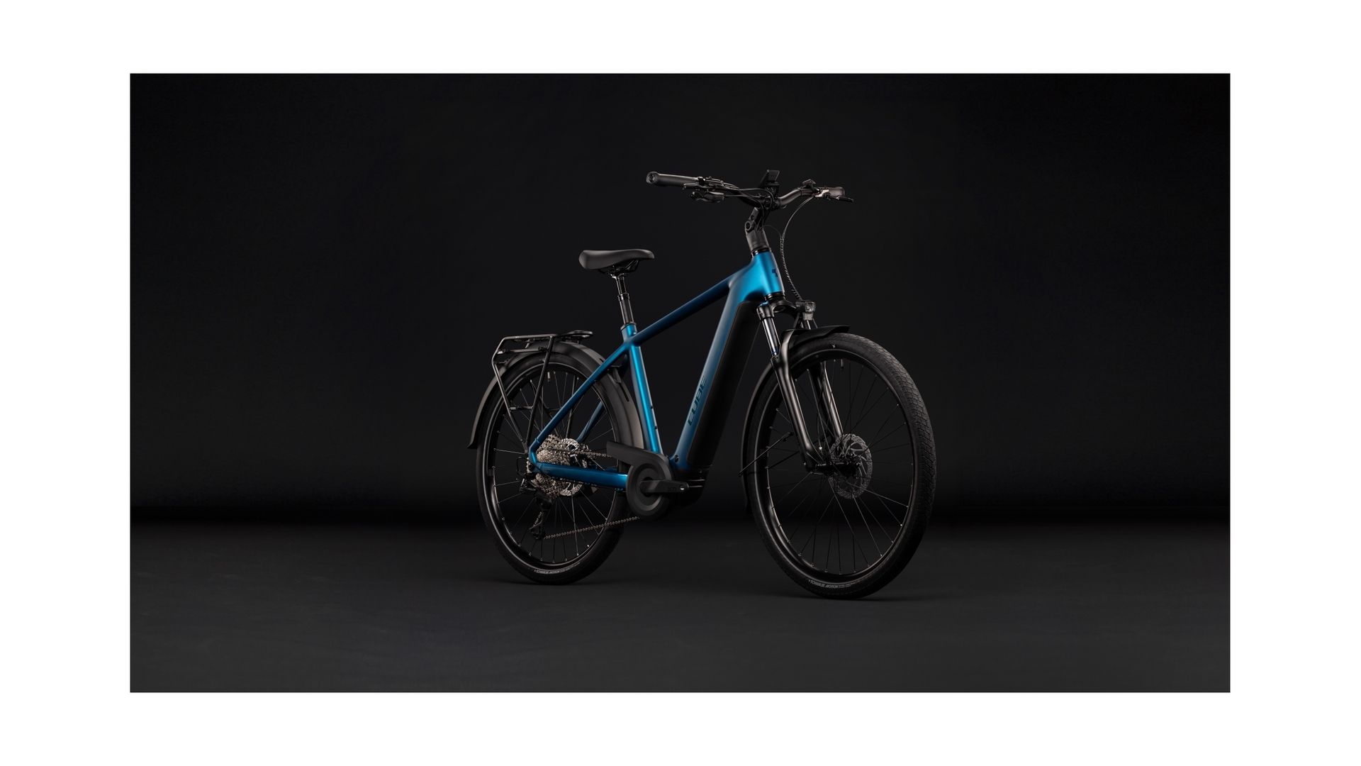 Cube Touring Hybrid Pro 800 electricblue´n´prizm