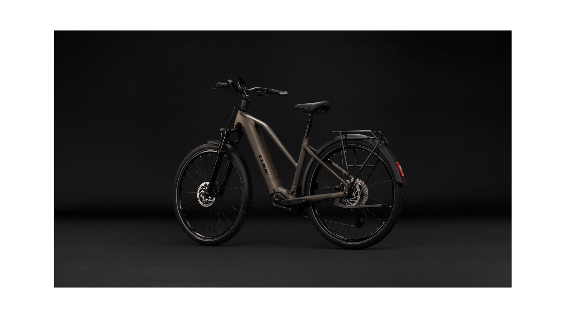 Cube Touring Hybrid Pro 800 metallicumbra´n´black