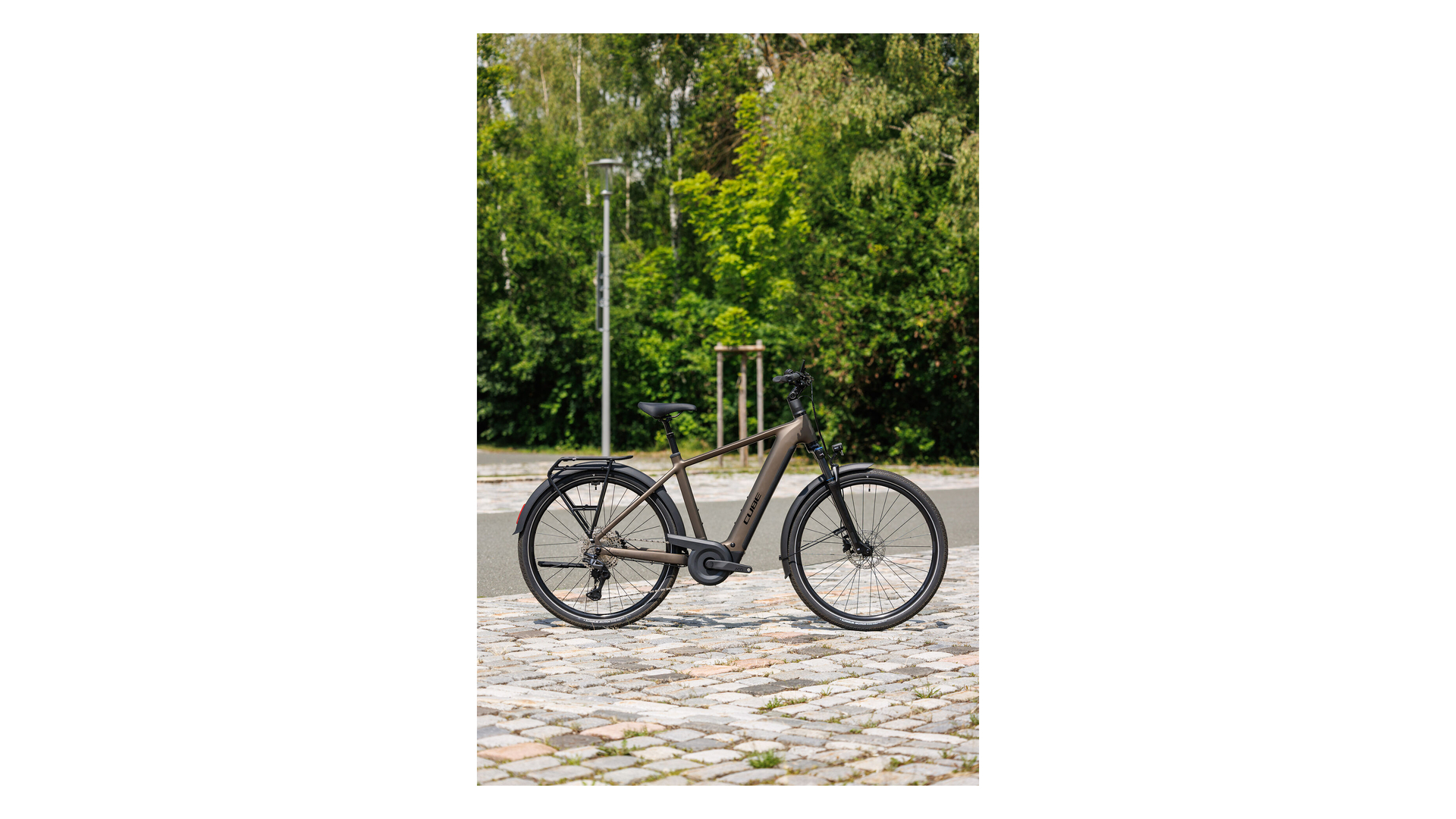 Cube Touring Hybrid Pro 800 metallicumbra´n´black