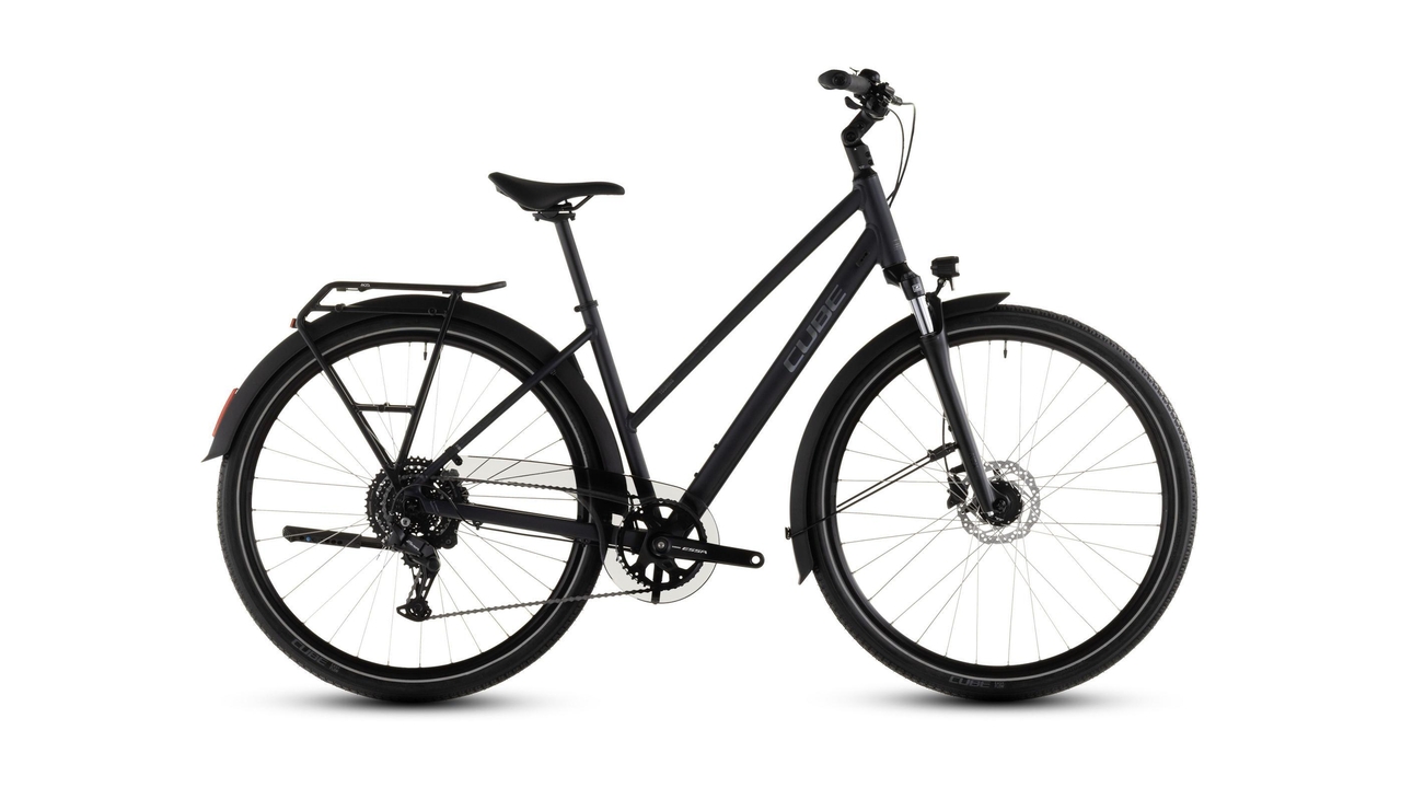 Main image of CUBE CUBE TOURING ONE NIGHT/CHROME