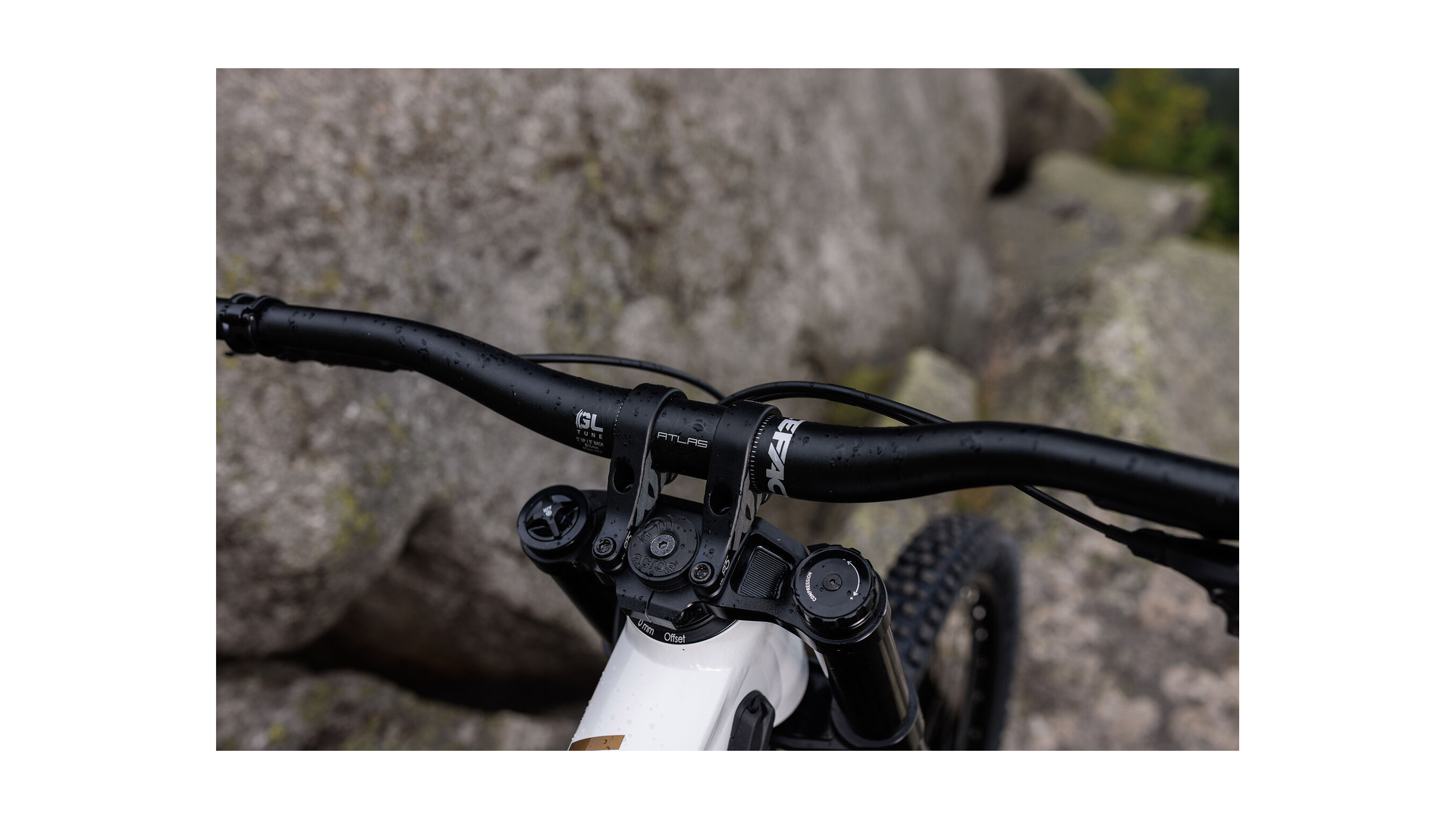 Cube TWO15 Race powdergold´n´black