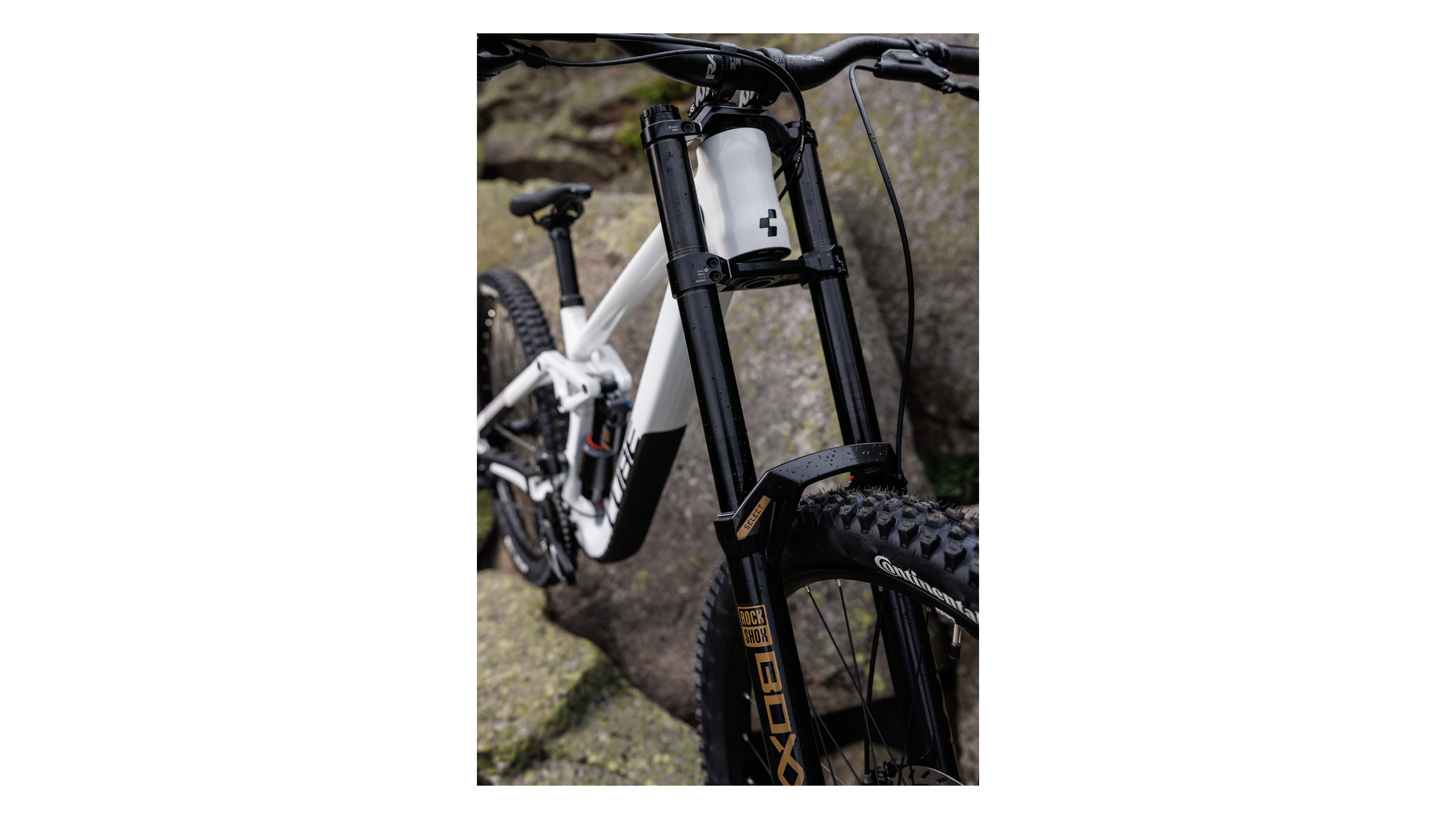Cube TWO15 Race powdergold´n´black